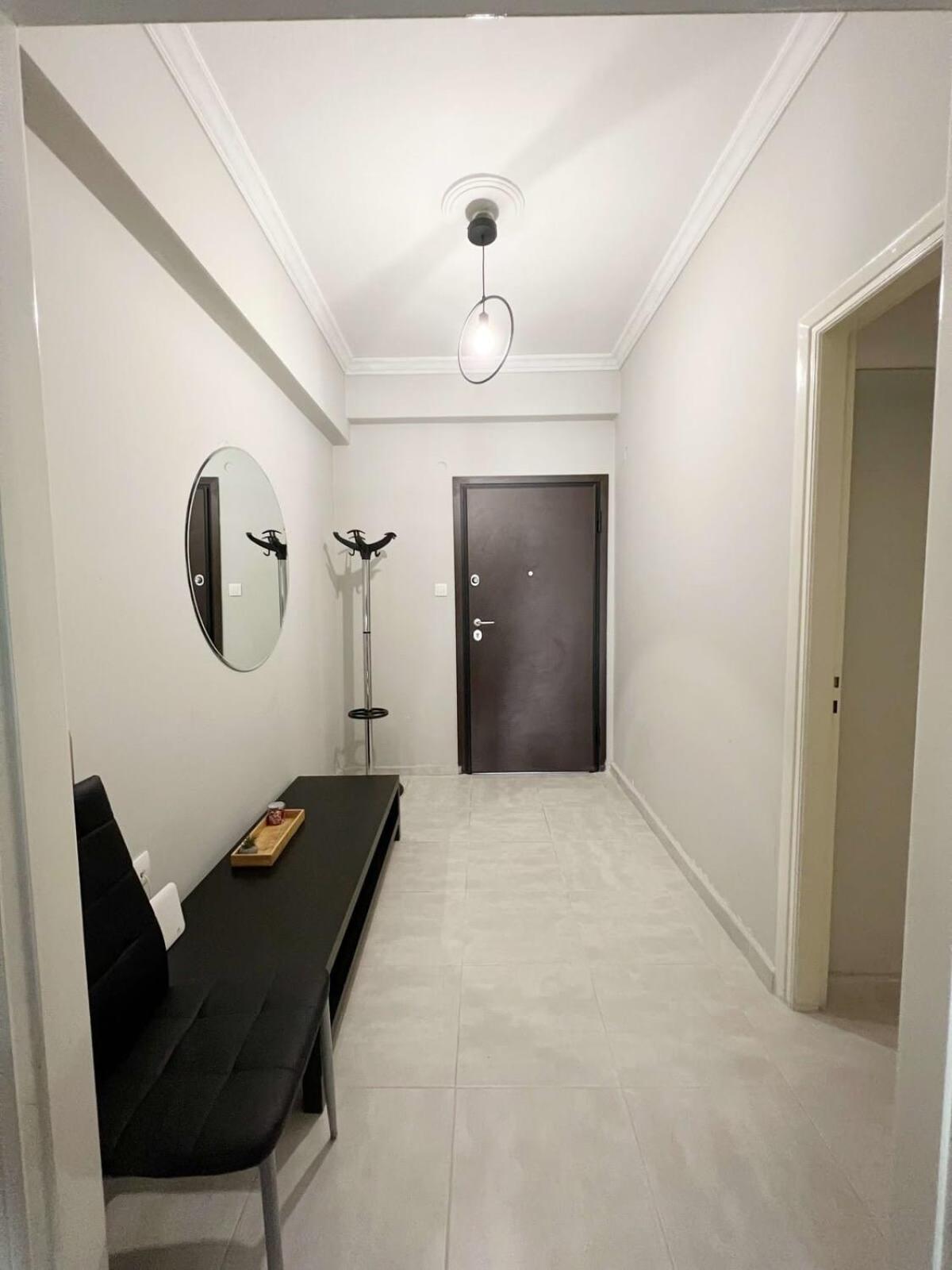 Central Apartment 3' To Metaksourgio Metro Station Atenas Exterior foto