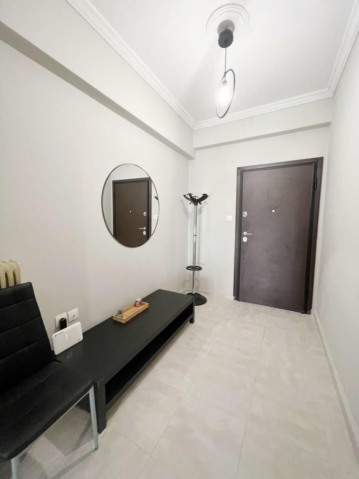 Central Apartment 3' To Metaksourgio Metro Station Atenas Exterior foto